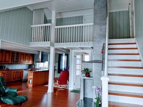 BanPim Beachside Lofoten Lodge in Lofoten