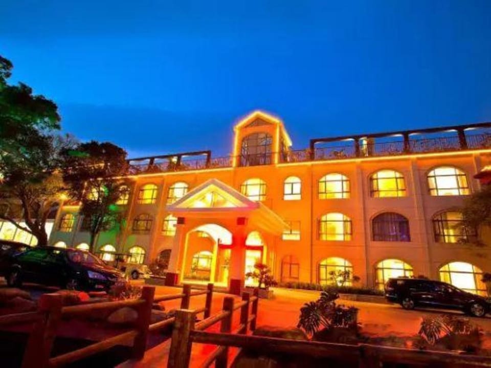 L.V.BAY Hotel in Shenzhen