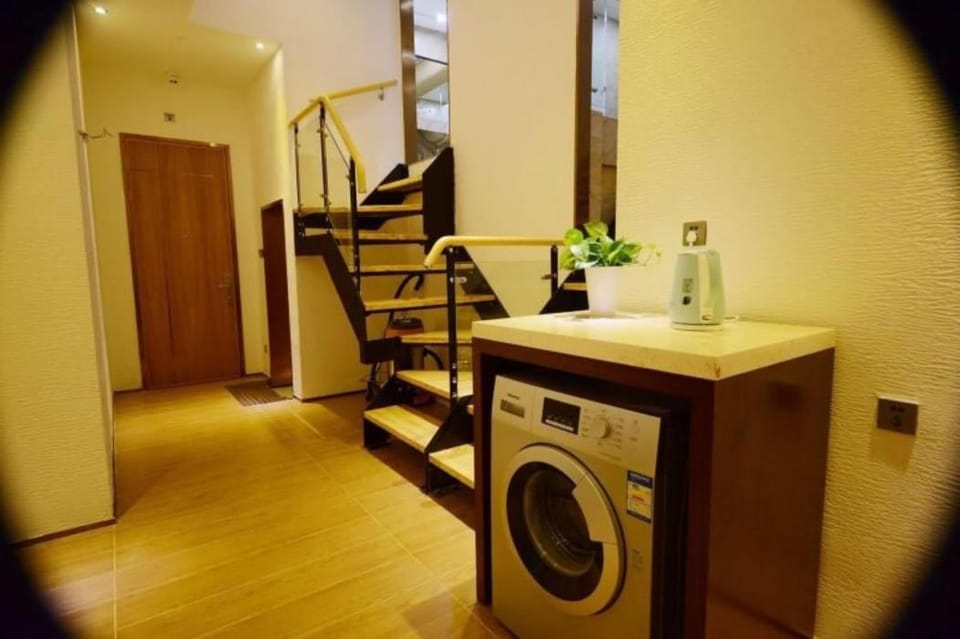 Shenzhen Port Apartment Hotel in Shenzhen
