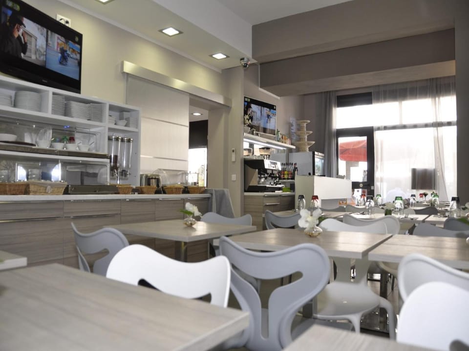 Riviera Eden Palace Apartment hotel in Cannes