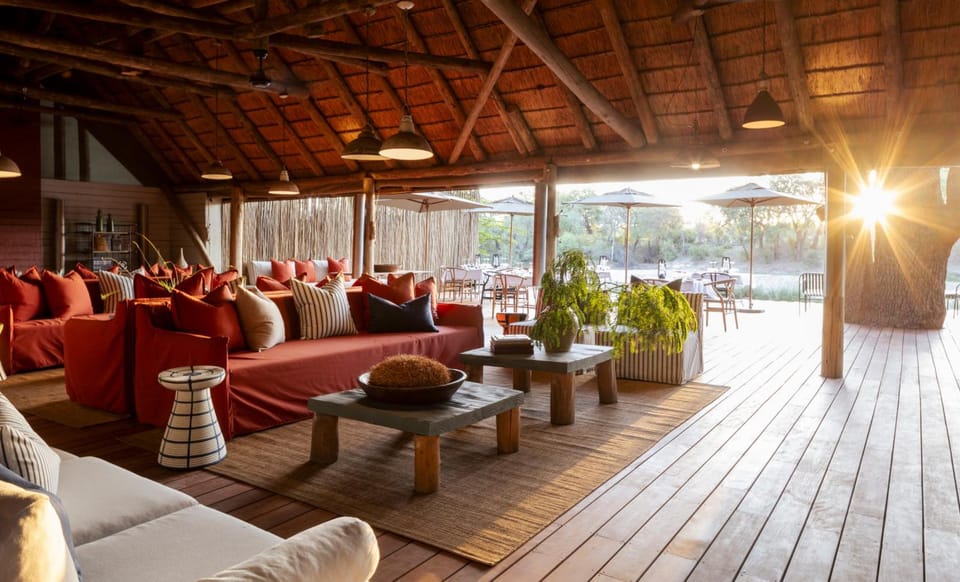 Bar/lounge
