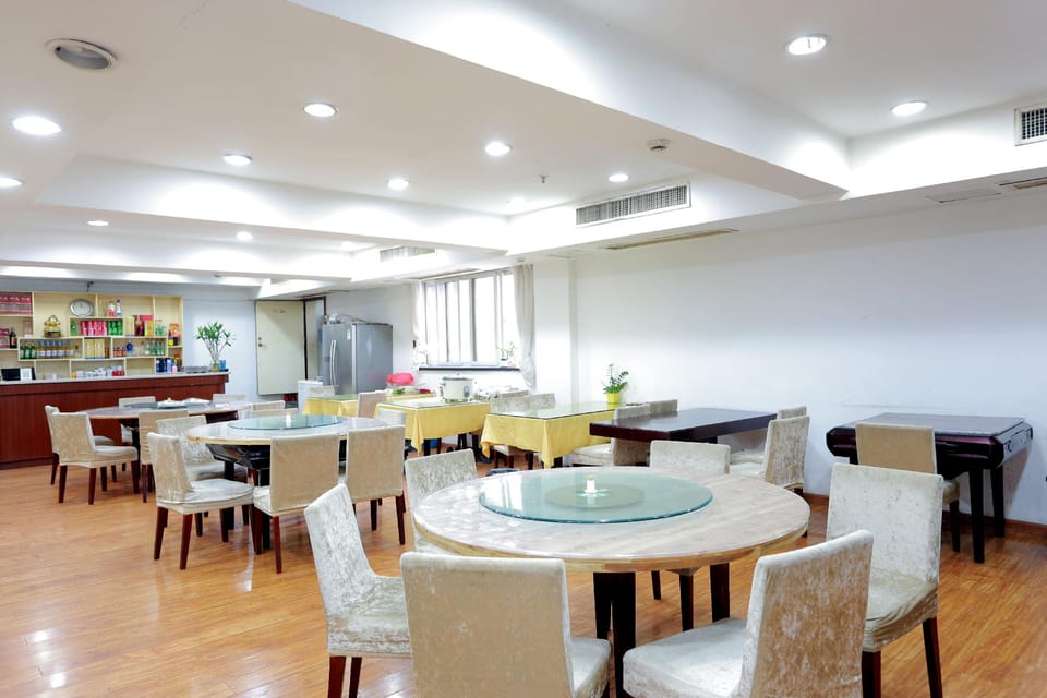 Paramount Hotel Hotel in Jiangsu
