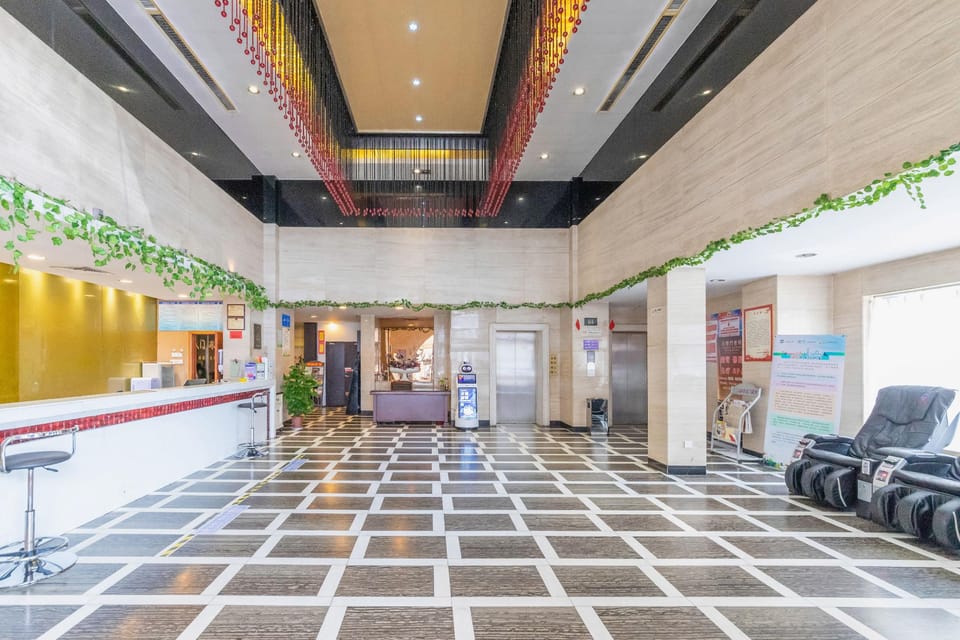 Paramount Hotel Hotel in Jiangsu