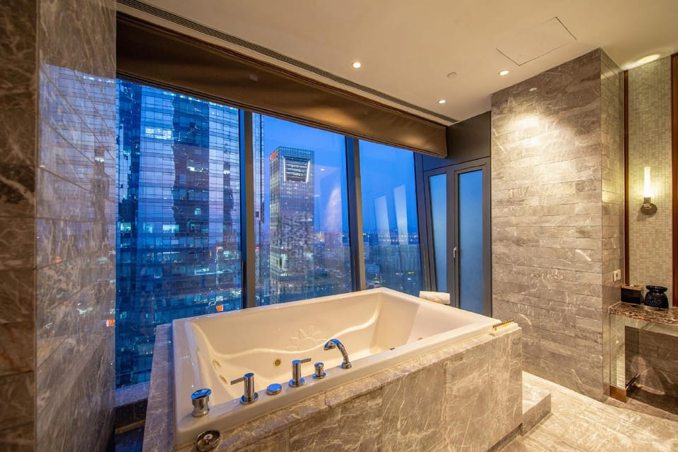 Fairmont Nanjing Hotel in Nanjing