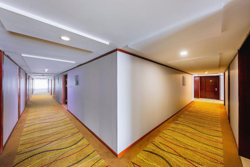 Hangzhou Fuyang Yaoyue International Hotel (Enbo Avenue) Hotel in Hangzhou