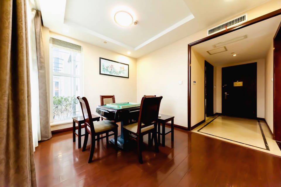 Hangzhou Fuyang Yaoyue International Hotel (Enbo Avenue) Hotel in Hangzhou