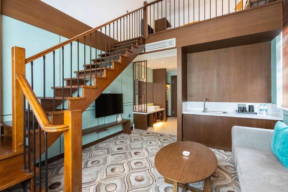 LOUNGE GROUP Hotel in Suzhou
