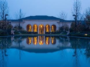 Lvcheng Yunqi Rose Garden Holiday Hotel Hangzhou Hotel in Hangzhou