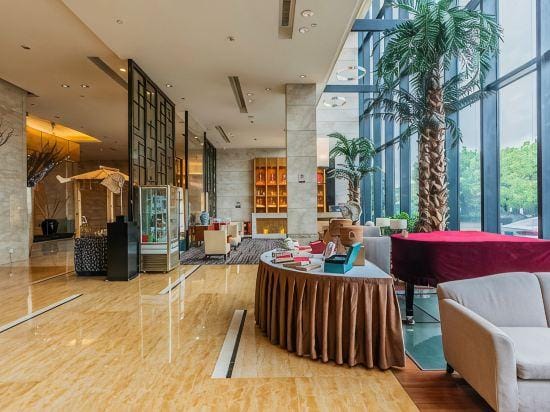 Jinling Lakeview Hotel Hotel in Suzhou