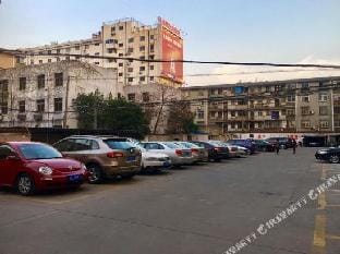 Pebble Motel(Zhenjiang Suning Plaza) Hotel in Jiangsu