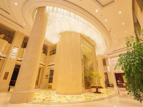 Hengtong Gloria Resort Hotel in Suzhou