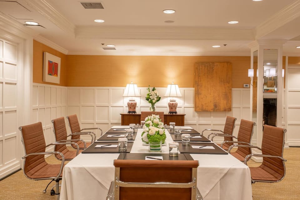 The Eliot Hotel Hotel in Back Bay