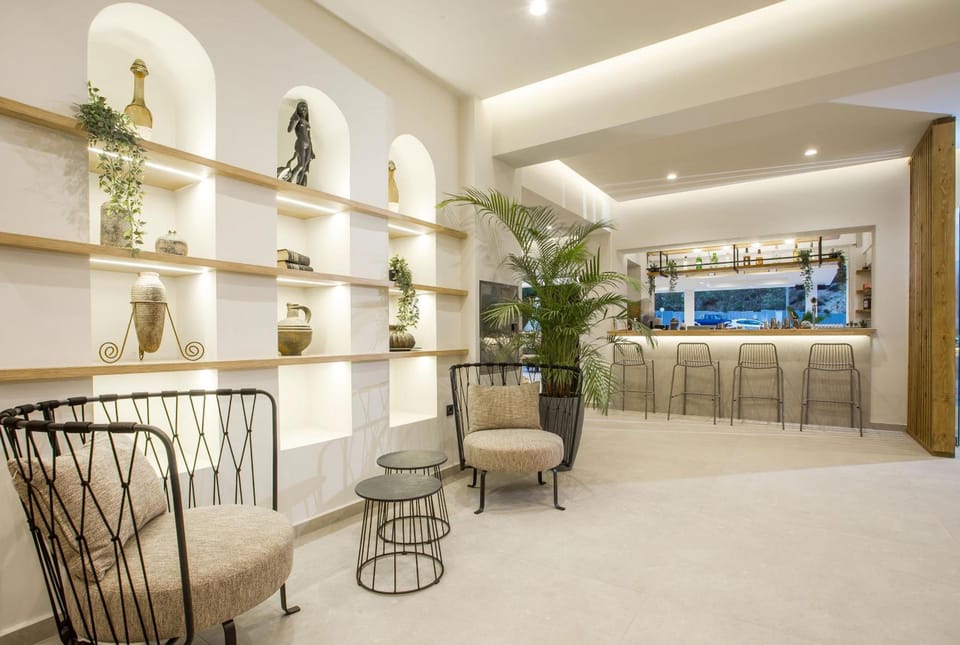 Ladiko Suites - Ladiko & Anthony Quinn Bay - Faliraki Hotel in Decentralized Administration of the Aegean