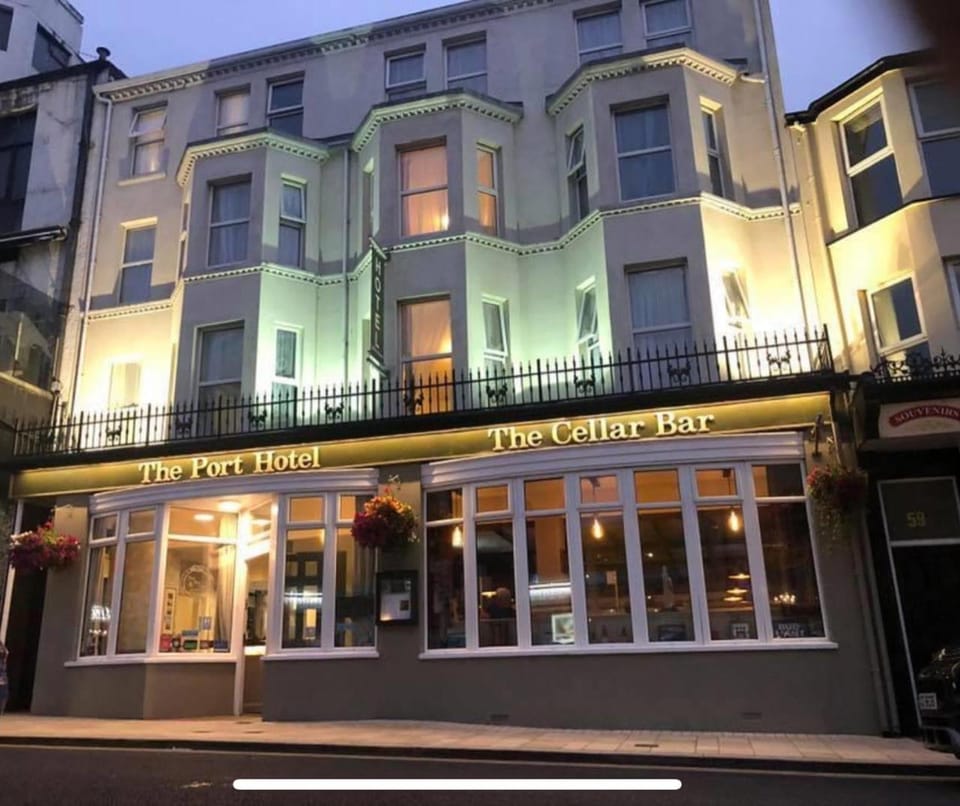 The Port Hotel Hotel in Portrush
