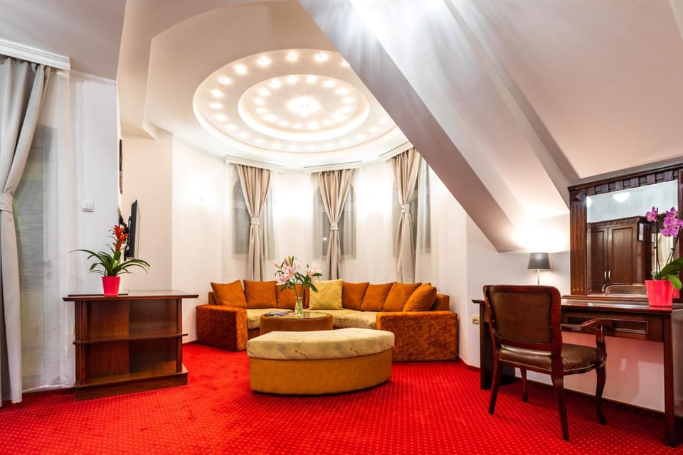 Garni Hotel Royal Crown Hotel in Vojvodina