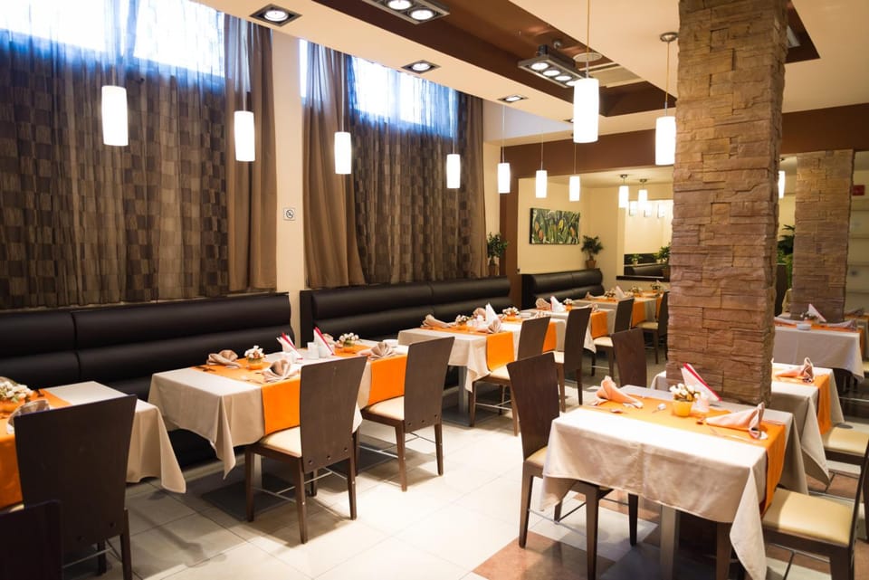 Garni Hotel Vigor - EV station Hotel in Novi Sad