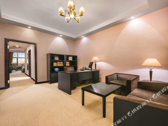 Jiu Hua Spa & Resort Hotel in Beijing