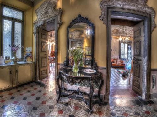 VILLA VINICIA, pool, jacuzzi, airco Hotel in Domaso