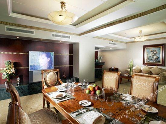 Jiangsu Hotel Hotel in Shanghai