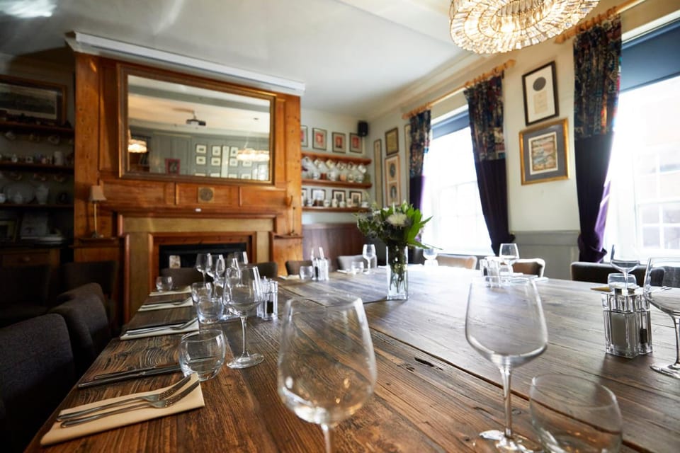 Wykeham Arms Hotel in Winchester