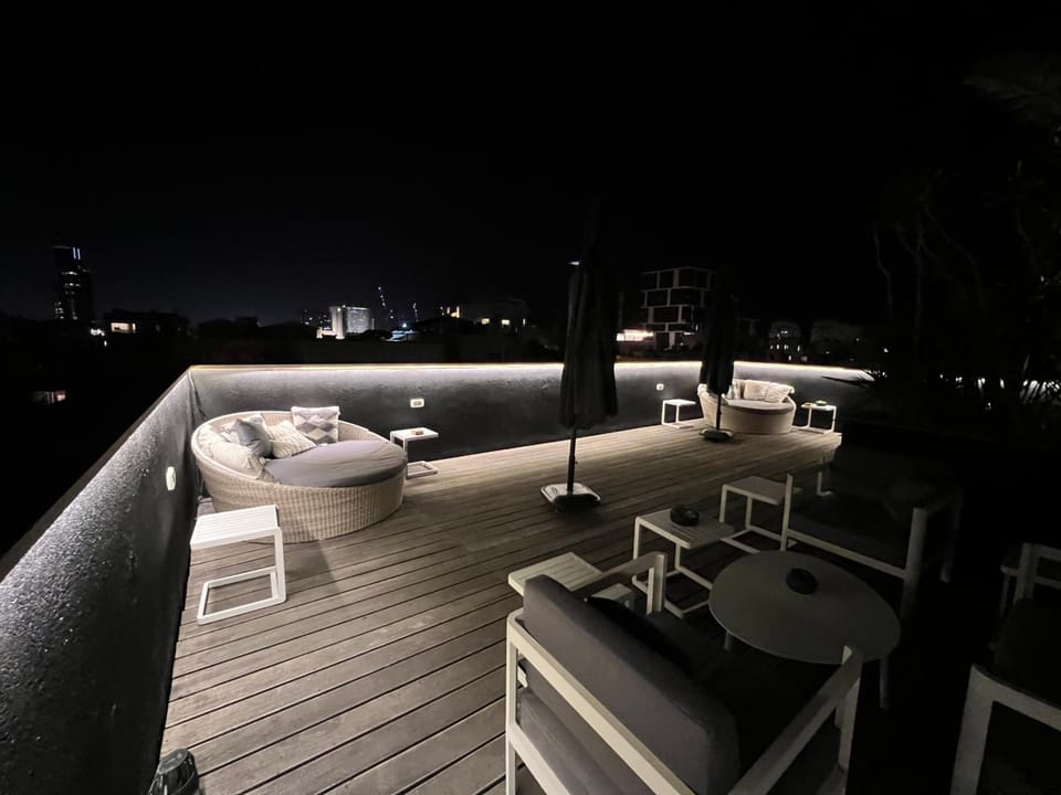 Beer Garden Hotel Hotel in Tel Aviv-Yafo