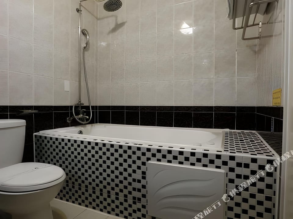Hua Xiang Motel - Nanzih Hotel in Kaohsiung