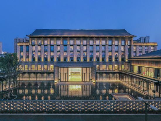 Wuhu Maison New Century Hotel Hotel in Zhejiang
