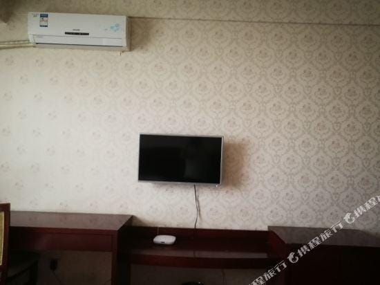 Peace Hotel (Yongcheng Jinboda Plaza Branch) Hotel in Jiangsu