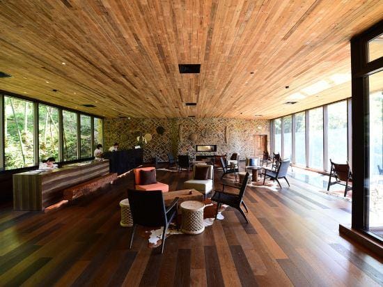 naked Castle Resort Hotel in Zhejiang