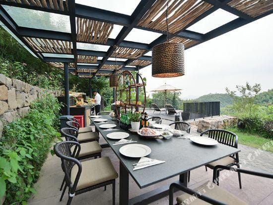 naked Castle Resort Hotel in Zhejiang