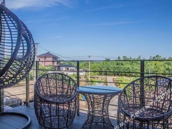 Mount Mogan Wild Extravagance (Boutique Homestay) Hotel in Zhejiang