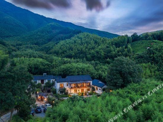 in mount Hotel in Zhejiang
