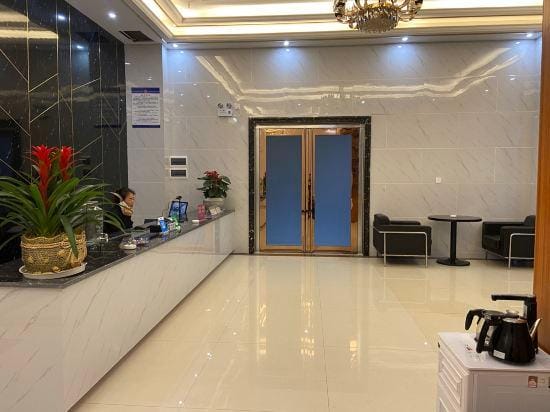 Longcheng Business Hotel Hotel in China
