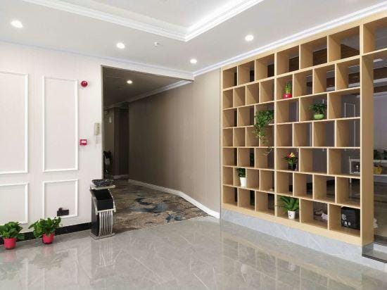 Qingmu Select Hotel (Southwest Road, Maanshan Lake Wanda Plaza) Hotel in Nanjing