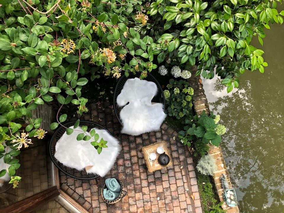 BRU-LAGOON Guesthouse Hotel in Bruges