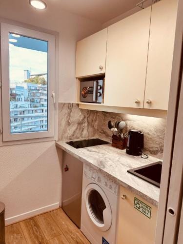 Ryan Homes - in ApartHotel - La Defense Hotel in Courbevoie