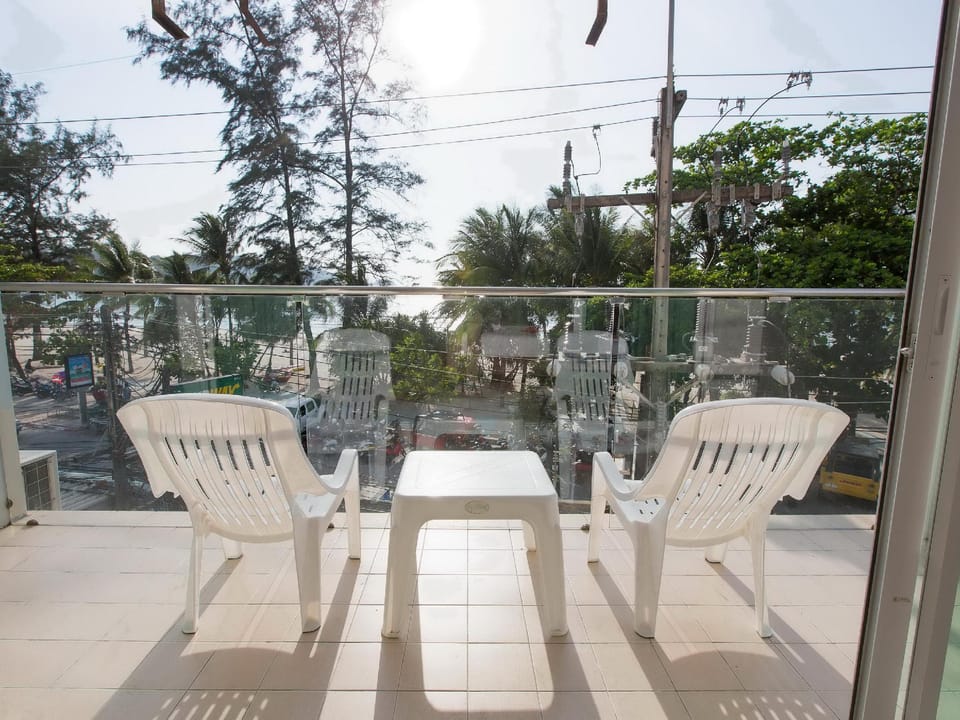 Time Out Hotel Hotel in Patong