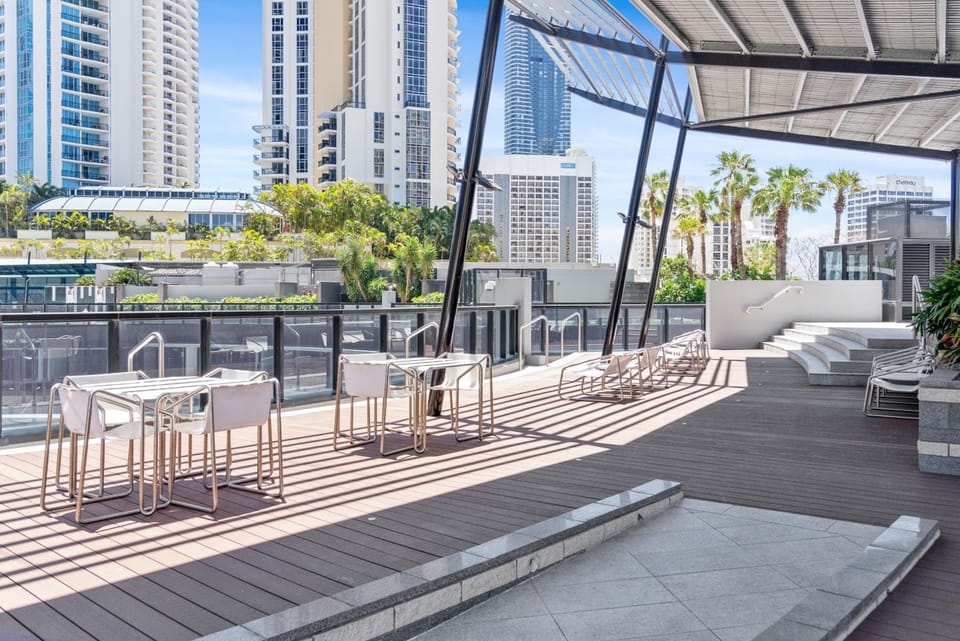 Mantra Circle on Cavill Surfers Paradise Hotel in Surfers Paradise