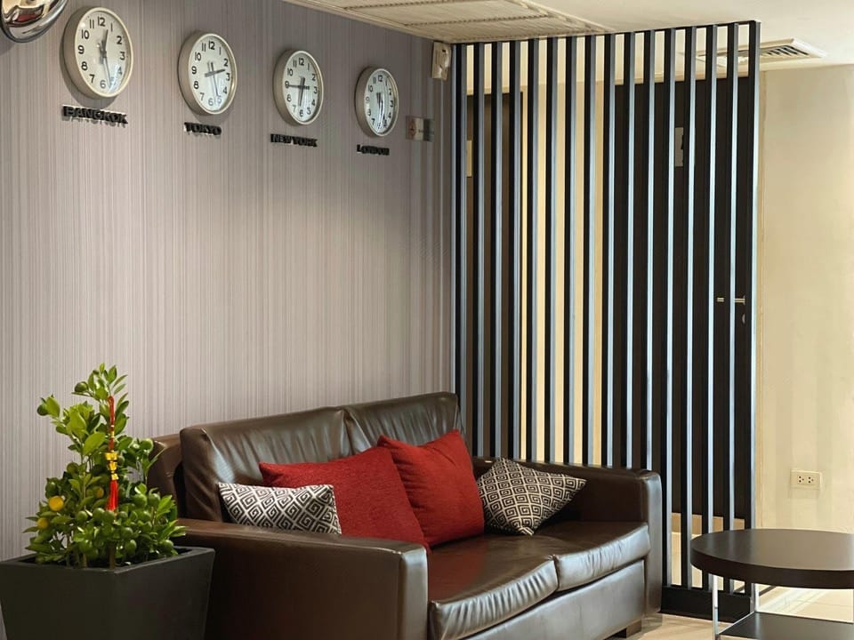 24 Inn at BTS Phrom Phong Inn in Bangkok