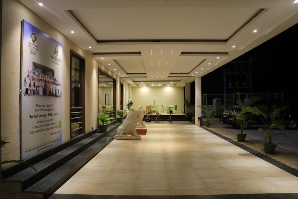 DSR Madhanam Inn Hotel in Tamil Nadu