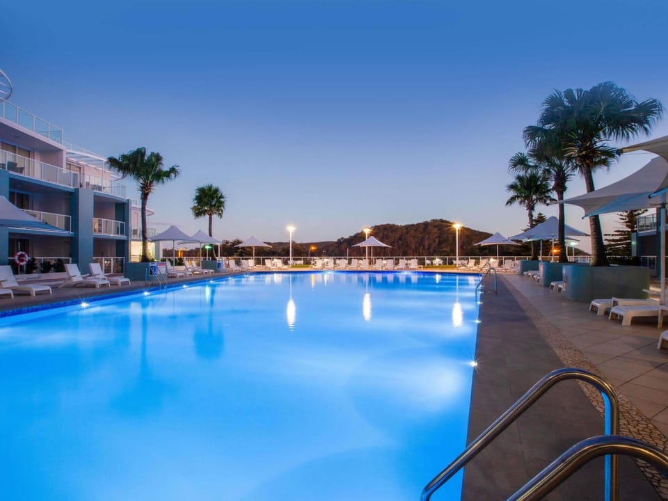 Mantra Ettalong Beach Hotel in Central Coast