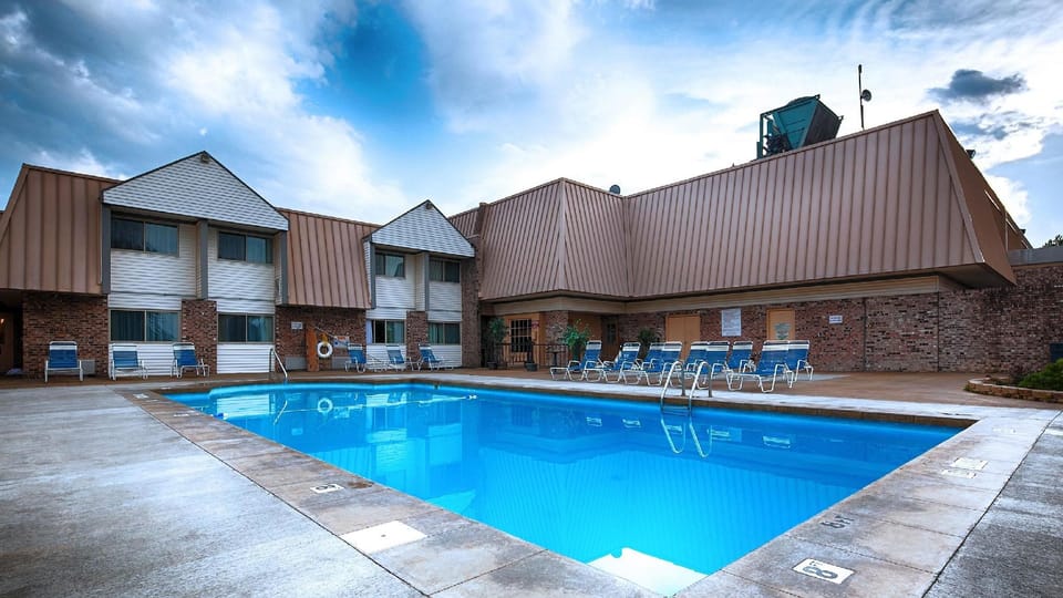Magnuson Grand Columbus North Hotel in Ohio