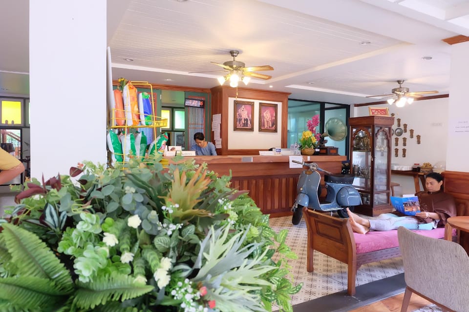 COME-PANG HOTEL Hotel in Laos