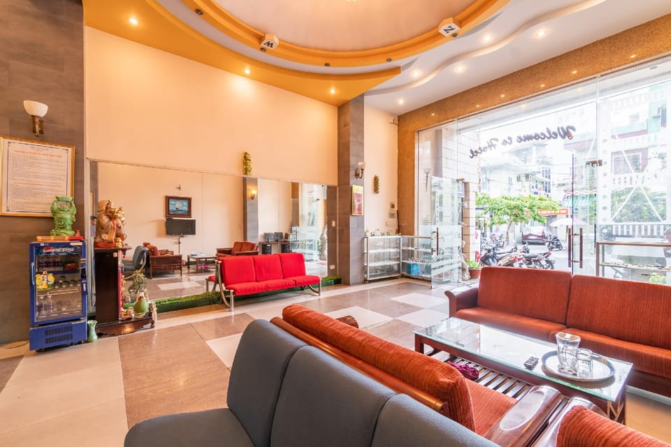 Super OYO 266 Golden Gate Hotel in Da Nang