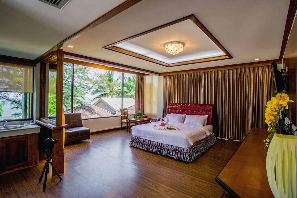 The Uncle beach resort and Seaside residence Resort in Prachuap Khiri Khan, Thailand