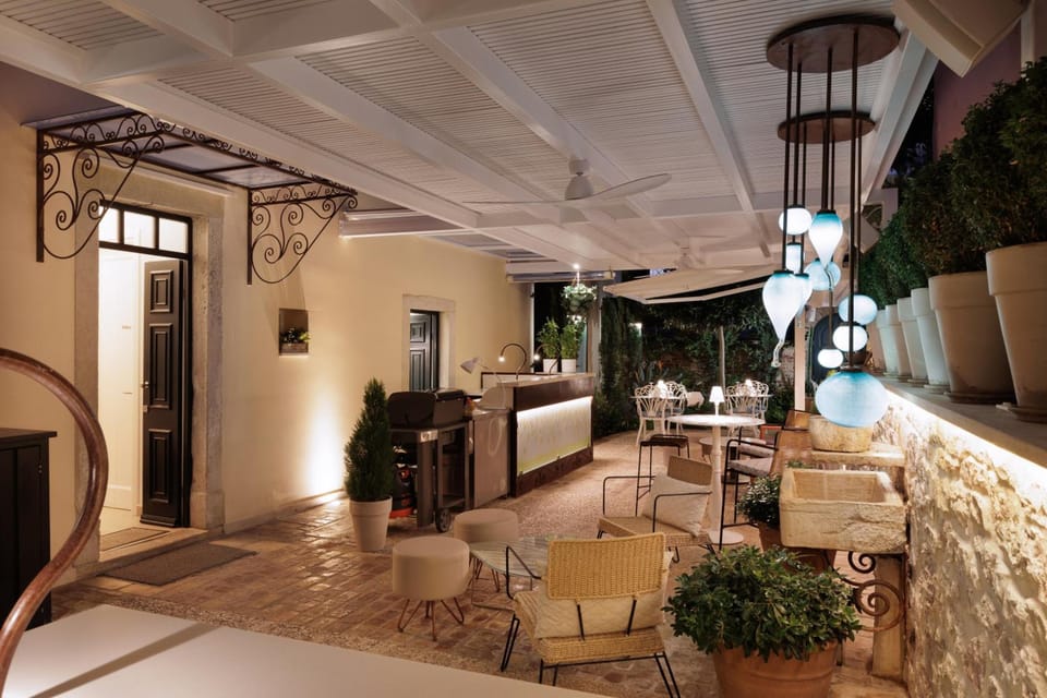Bar/lounge