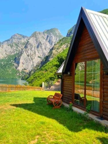 5 Stinet Hotel in Montenegro