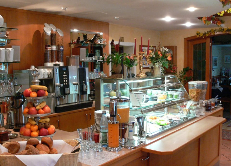 Hotel Quellenhof Hotel in Ahrweiler