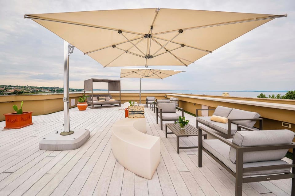 Kriss Internazionale Hotel Hotel in Bardolino