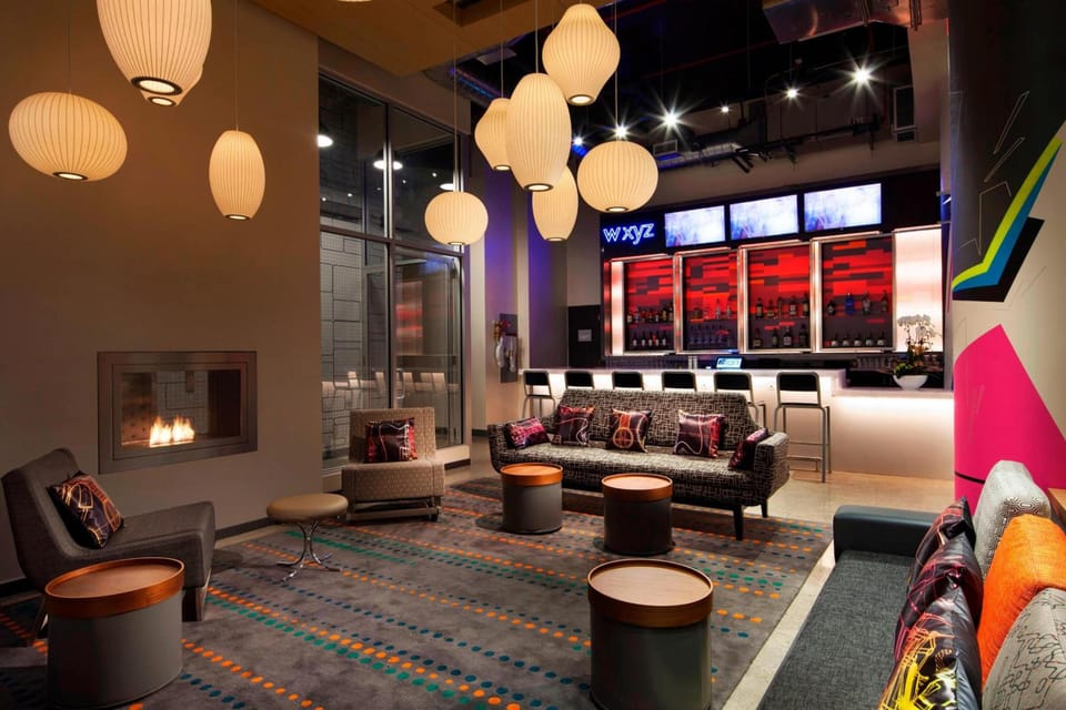 Bar/lounge